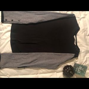 Long sleeved t-shirt style pullover.